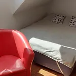 一室公寓 *
